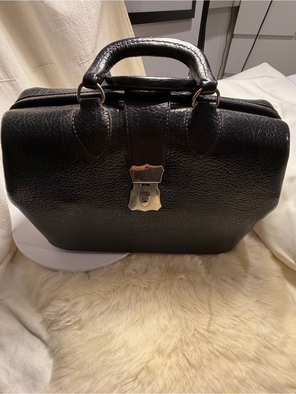 Vintage Black Leather Structured Doctor-Style Bag Briefcase Train Case